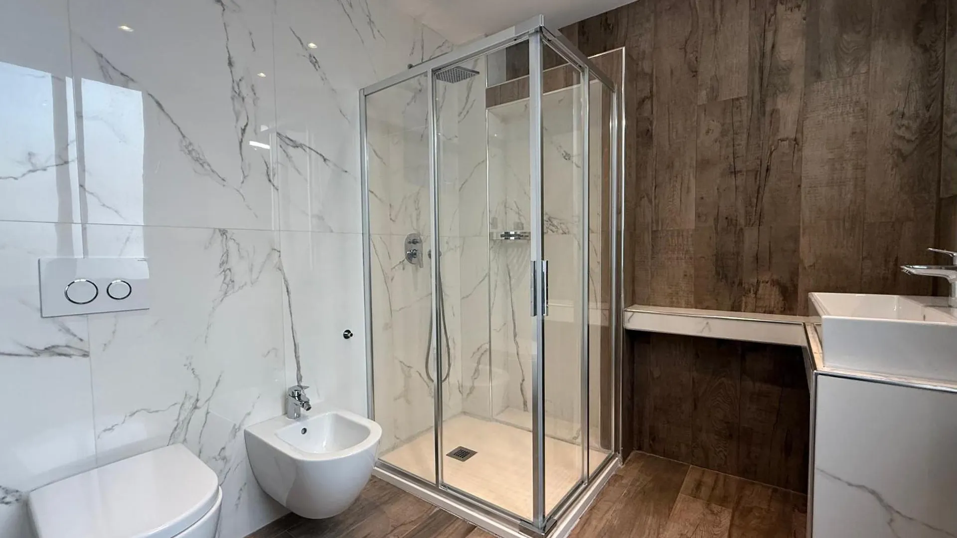 Sun Frediano Suites Firenze Bed & Breakfast
