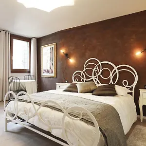 Abatea 2*, Venice Italy