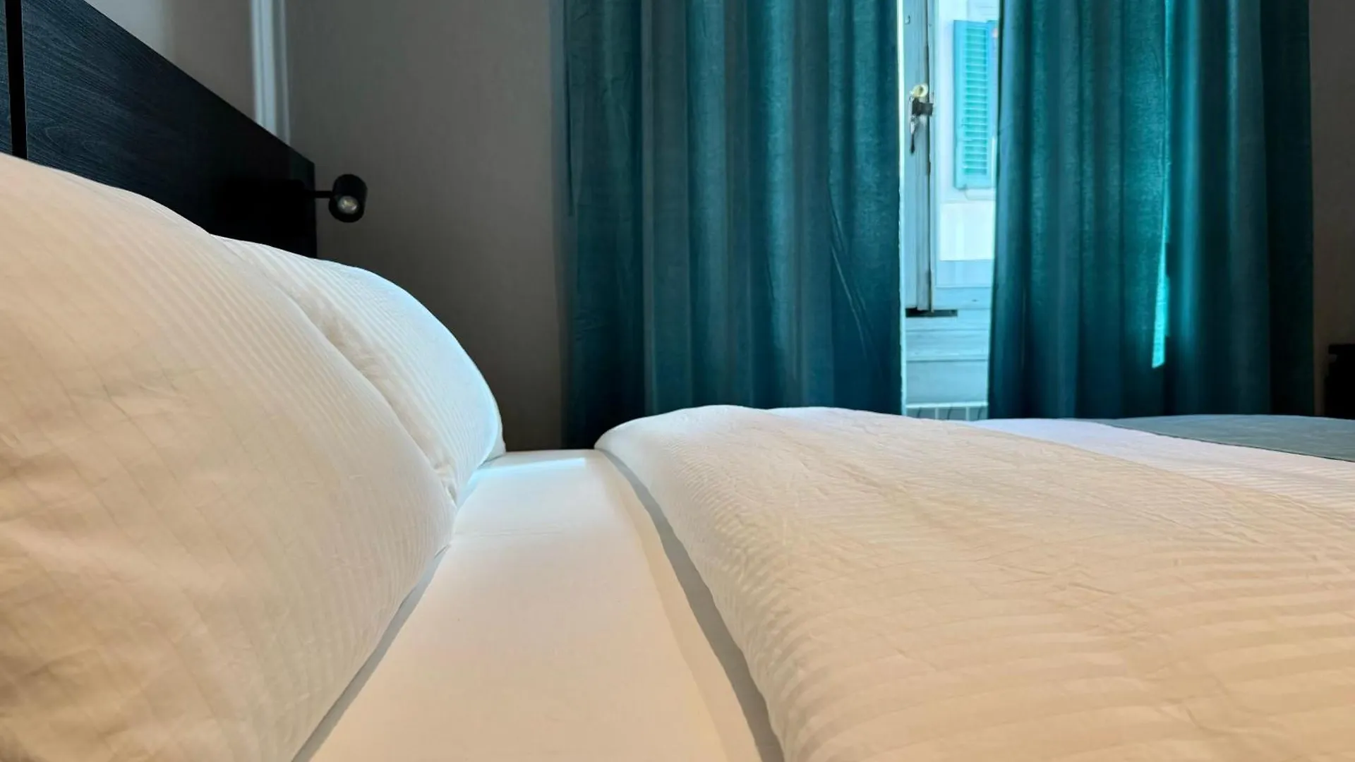 ***  San Frediano Boutique Bed & Breakfast Florence Italy